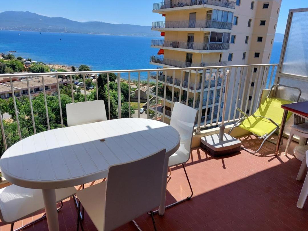 Ajaccio Sanguinaires Appt 3p Pour 4 A 5 P Ttes Commodites Tt Confort A 300m De La Et A 5 Mn Du Centre Ajaccio (Corsica)